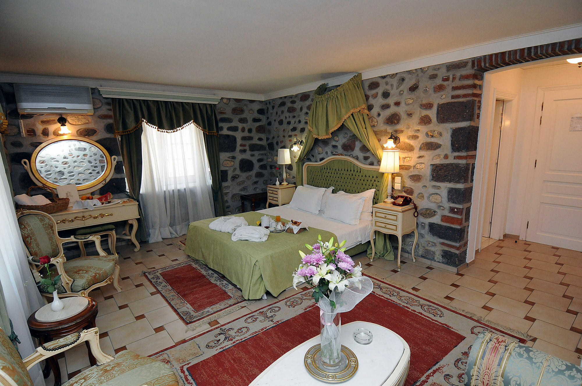 Pyrgos Of Mytilene Hotel Eksteriør billede